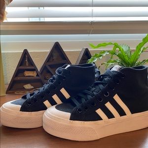 Women’s Adidas Niza Platform Hightop Shoes